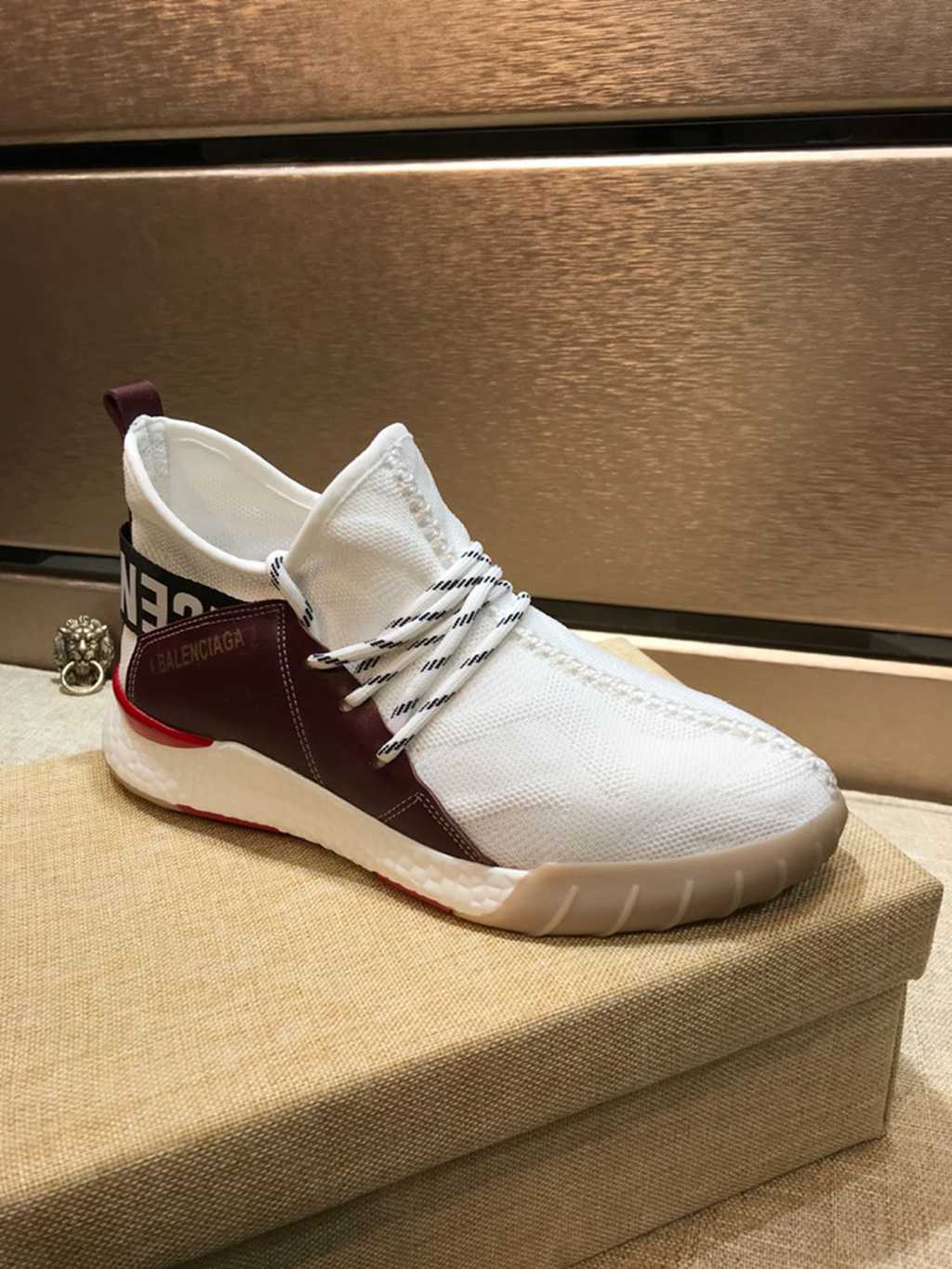 BLG  sneaker